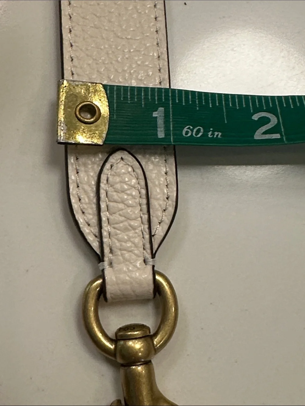 NWOT-Coach Leather Crossbody Replacement Strap in Off-White & Antique Brass